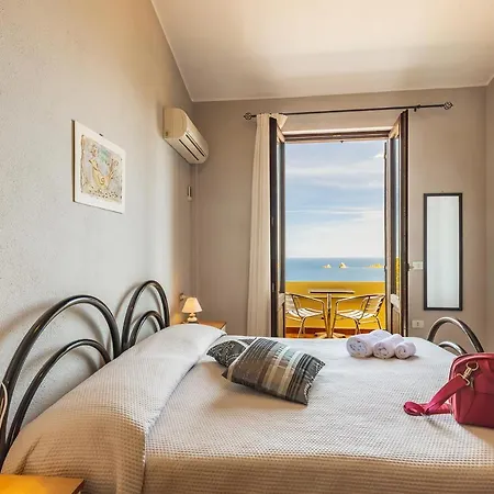 Bellavista Bed and breakfast 3*